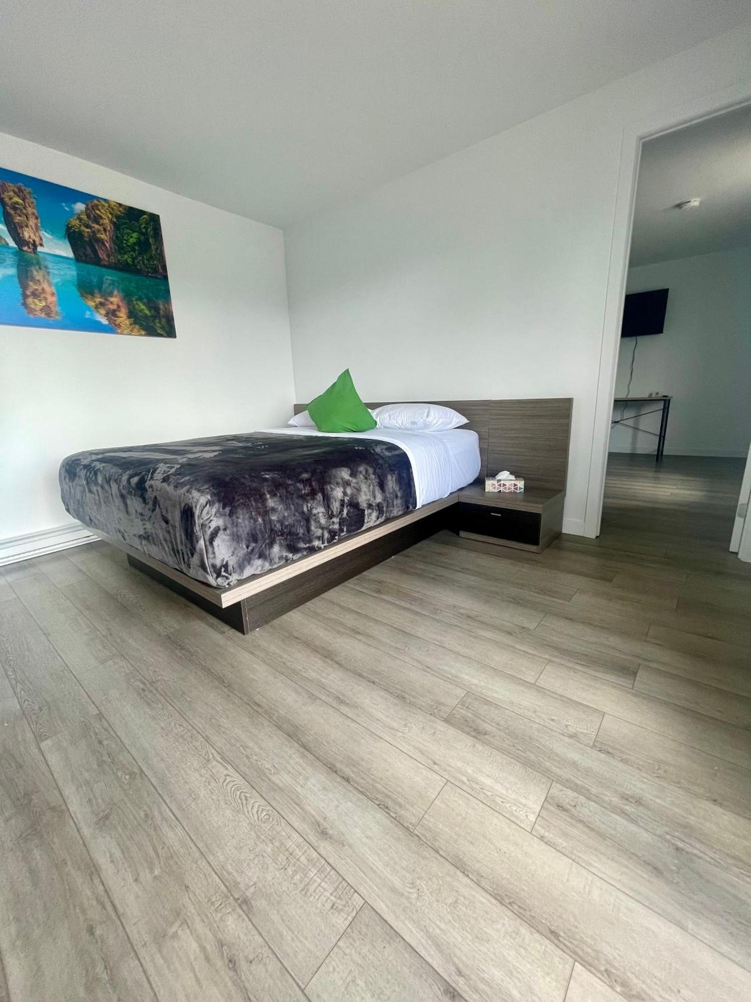 Motel Saint Bruno Ngoại thất bức ảnh